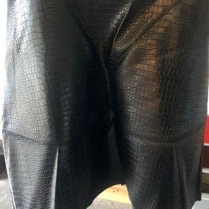 Express faux leather back zip skirt